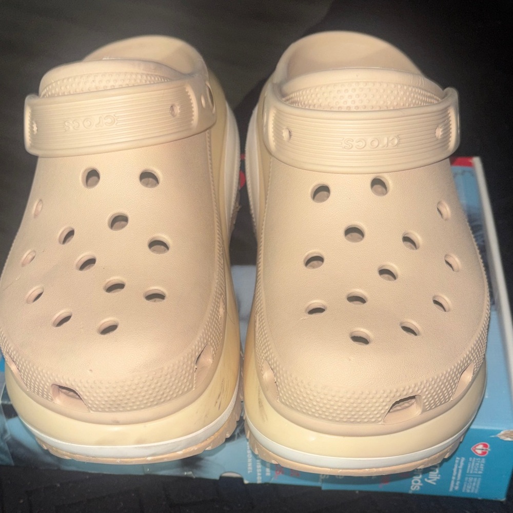 CROCS Women
